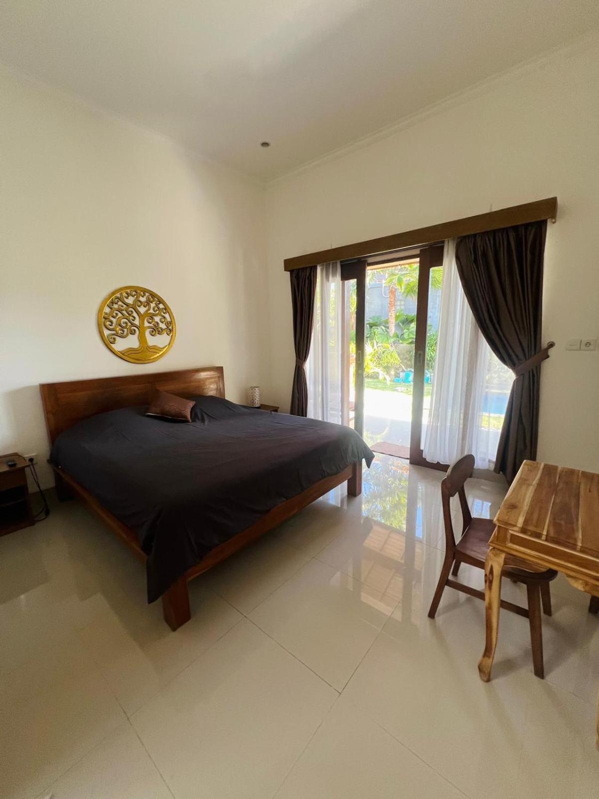 Wiryaroja Guest House Canggu  Ngoại thất bức ảnh