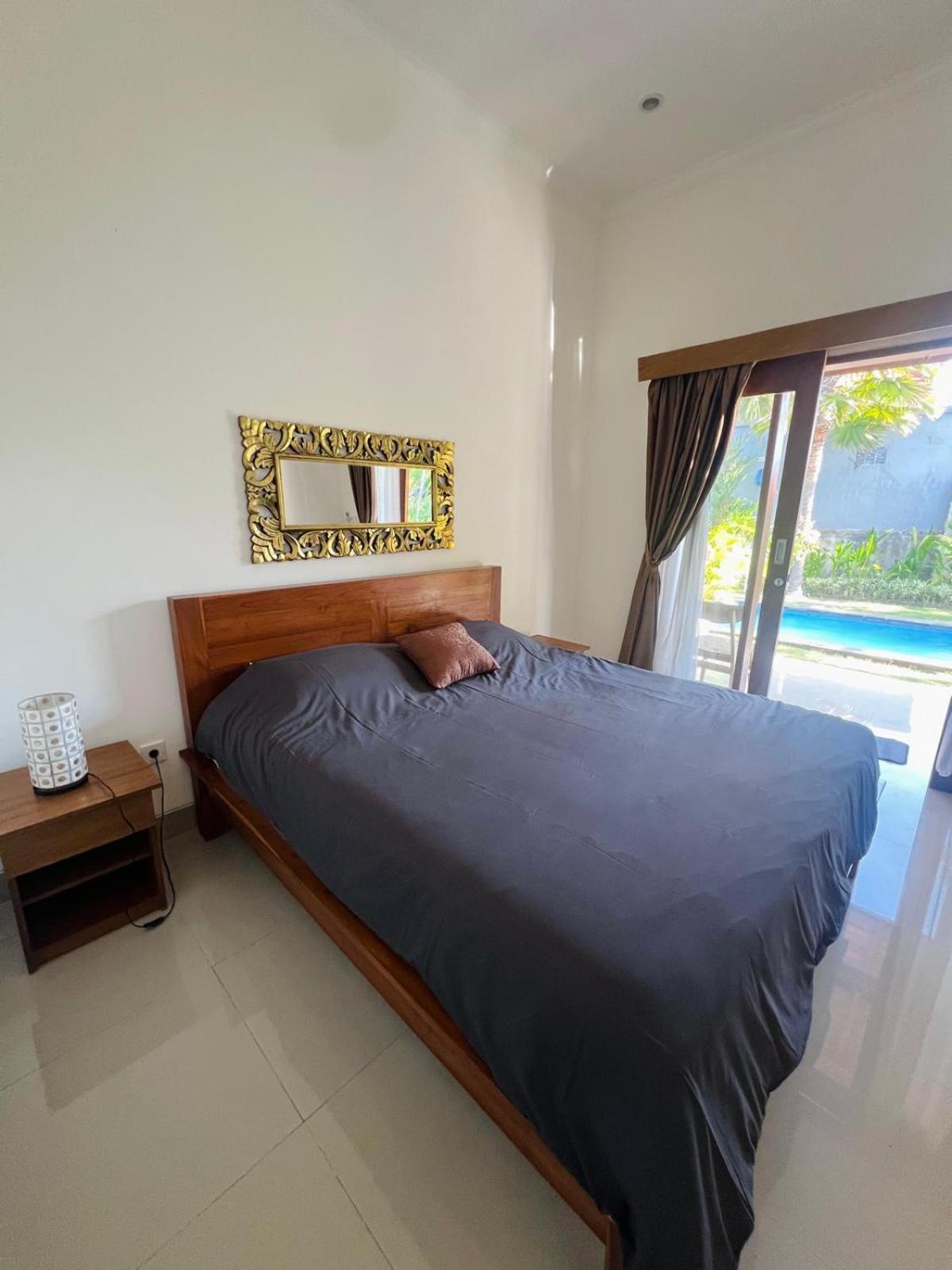 Wiryaroja Guest House Canggu  Ngoại thất bức ảnh